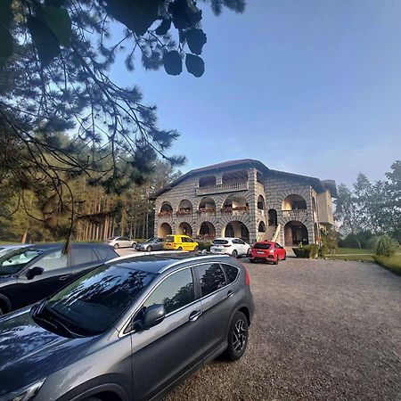 Vacation Home Keskic Velika Gata Bagian luar foto