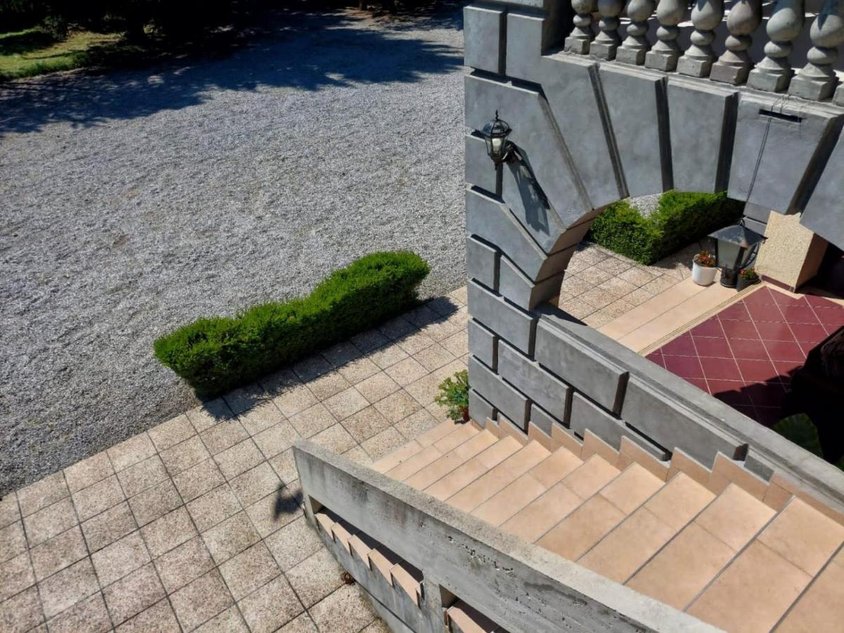 Vacation Home Keskic Velika Gata Bagian luar foto